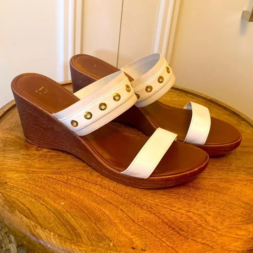 Italian‎ Shoemaker White Double Strap Wedges 10M